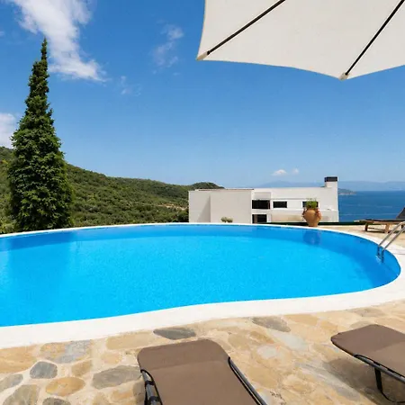 Διαμέρισμα Sunset Retreat - Pool - Views - Sleeps 7 Vrachonisida Xifios